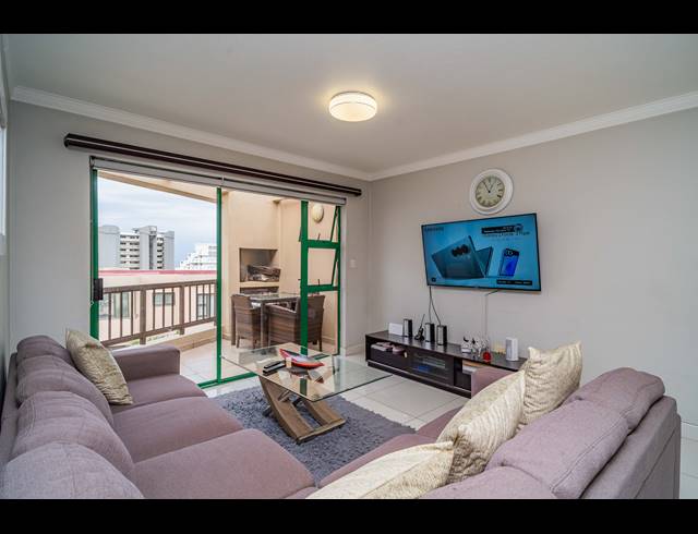2 BEDROOM APARTMENT FOR SALE IN UMHLANGA CENTRAL